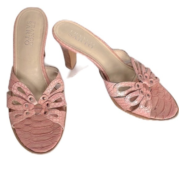 Franco Sarto Shoes - Franco Sarto leather light pink sandals with heels, size 6M